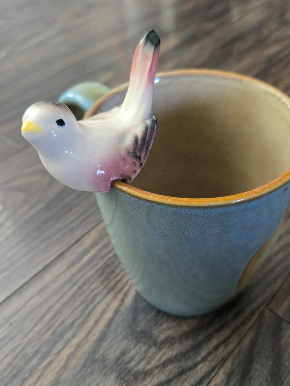 Vintage Ceramic Porcelain Bird Cup "Sitter"